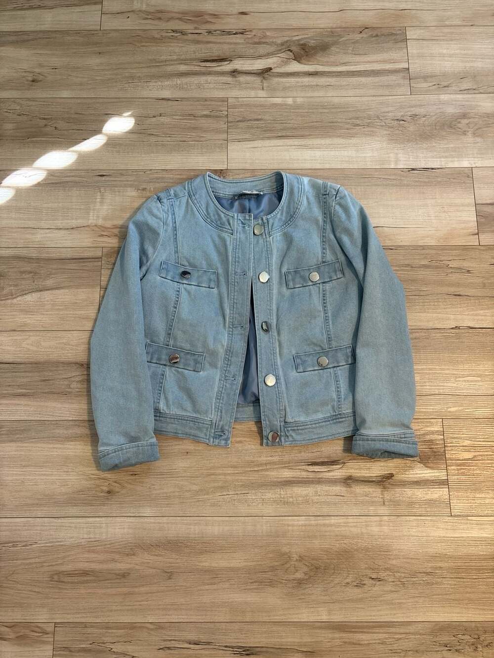 Anne Klein Jeans Collarless Light Wash Denim Jacket, Size M